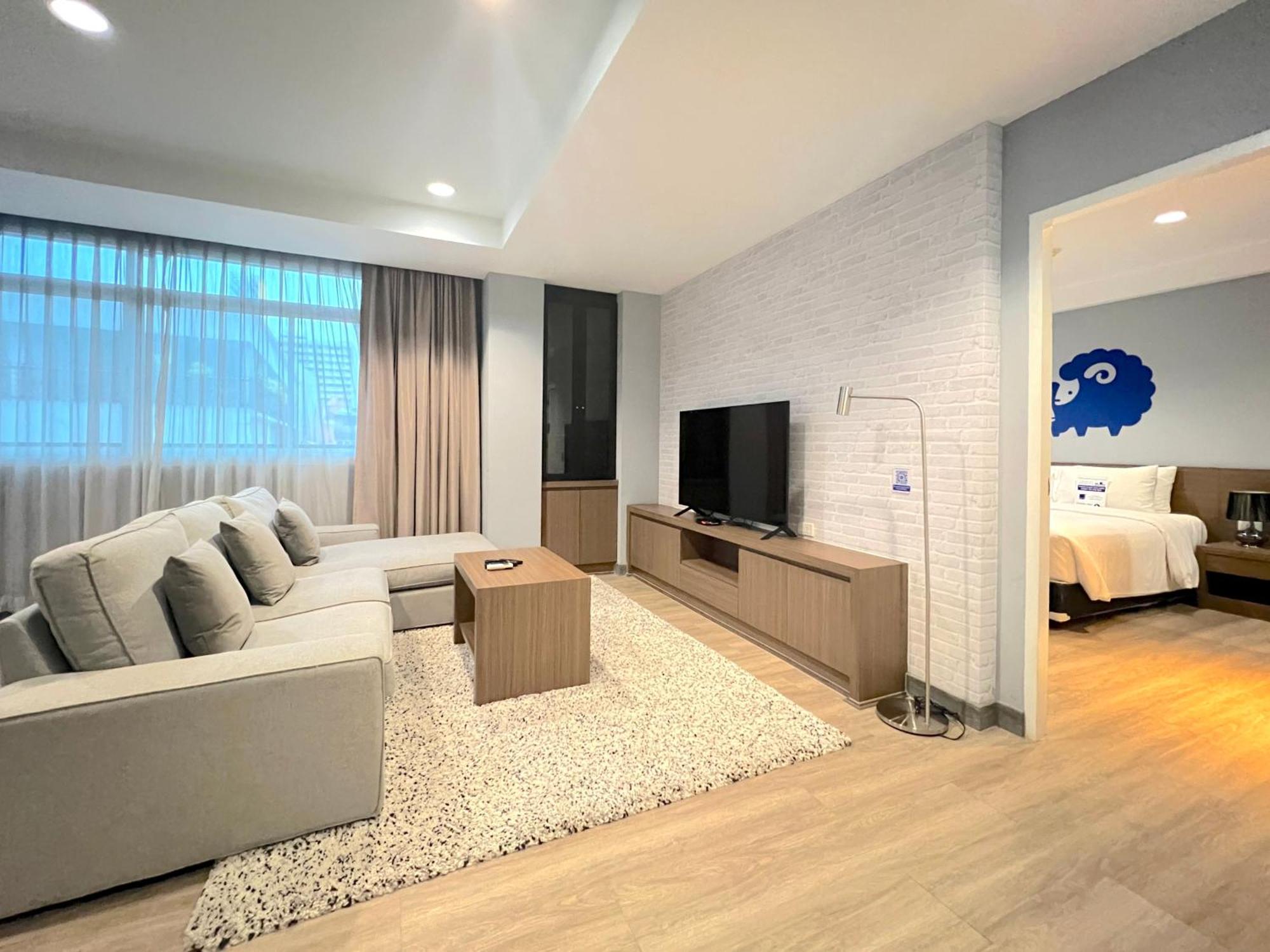 Kokotel Bangkok Dheva Thonglor Екстер'єр фото